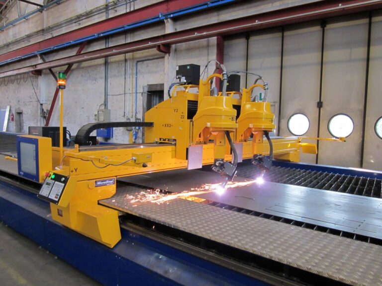 MG machine with 2 plasma rotators cutting in parallel